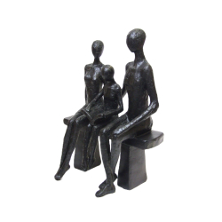 Figurka Rzeźba Rodzina siedząca na ławce